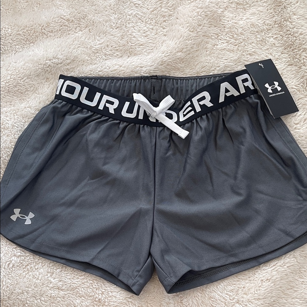 🆕 Under Armour Play Up Solid Shorts Girls Charcoal Athletic Shorts Youth Medium